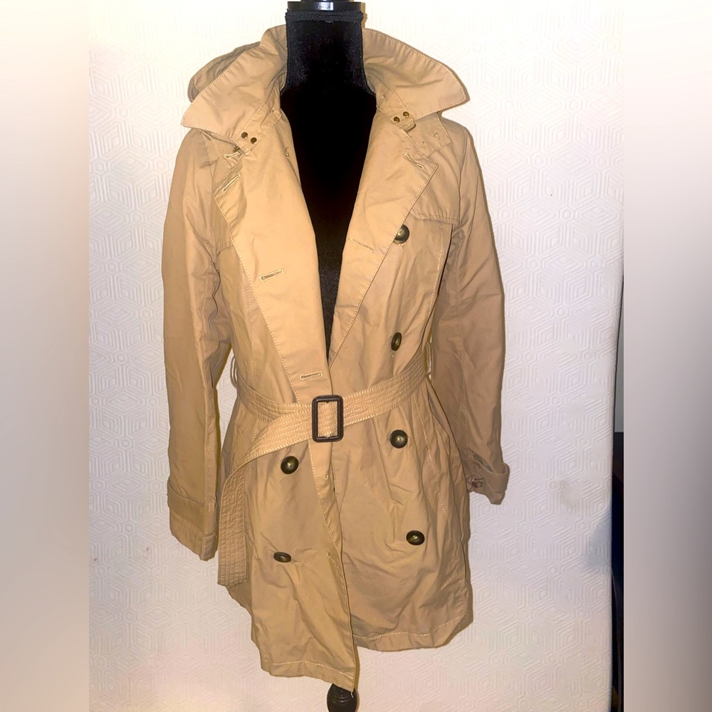 Women’s trench coat